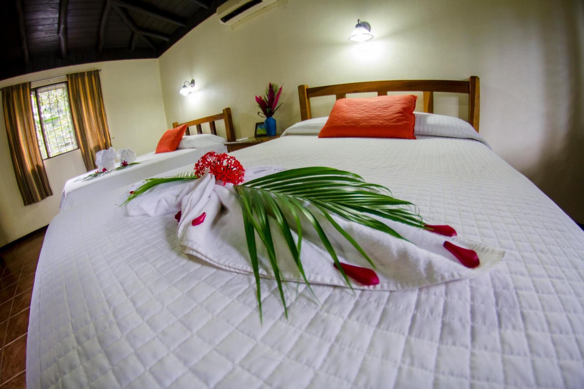 Canon De La Vieja Lodge Liberia Eksteriør billede